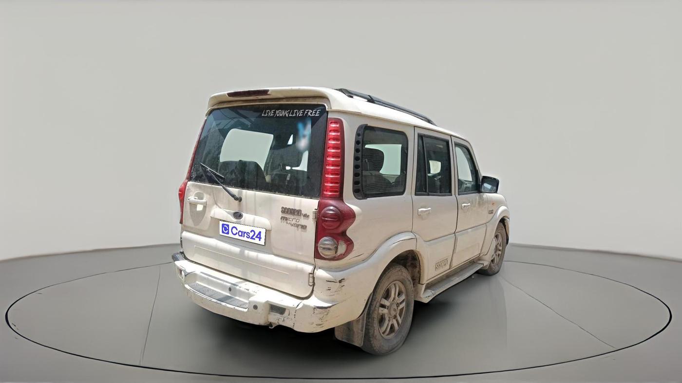 2011 Mahindra Scorpio VLX 2WD, Diesel, Manual, 3,65,000 km, exterior