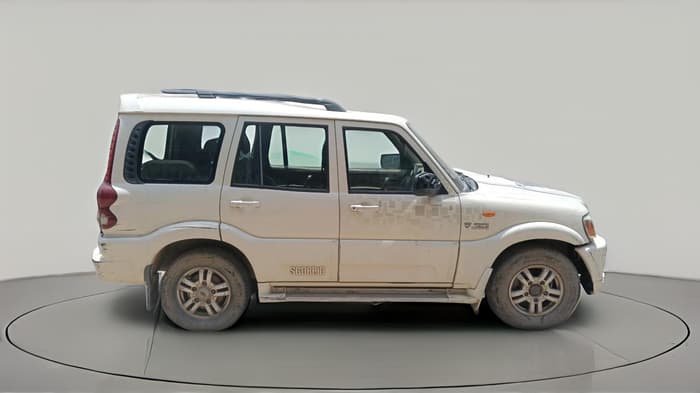 2011 Mahindra Scorpio VLX 2WD, Diesel, Manual, 3,65,000 km, exterior