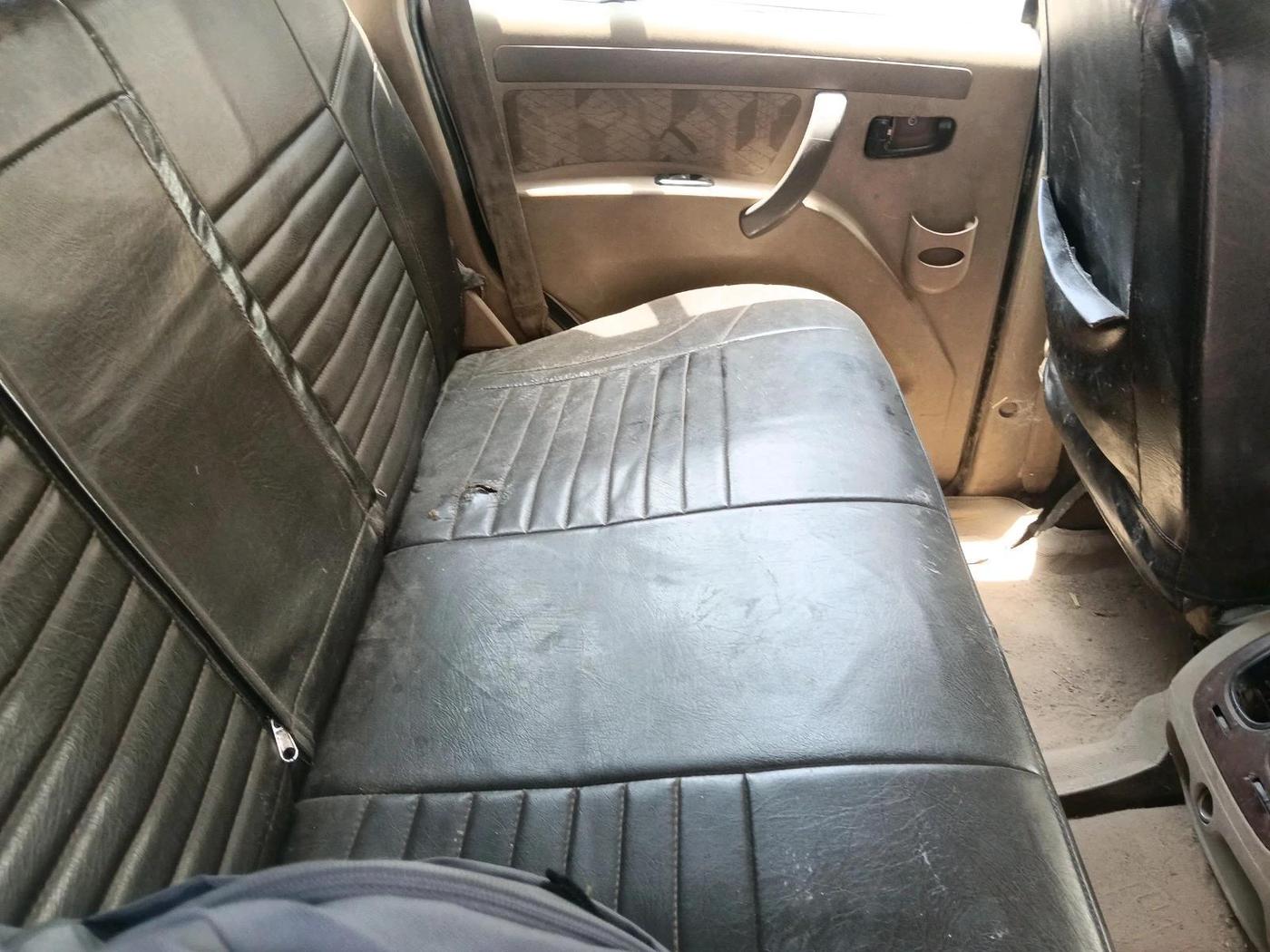 2011 Mahindra Scorpio VLX 2WD, Diesel, Manual, 3,65,000 km, interior