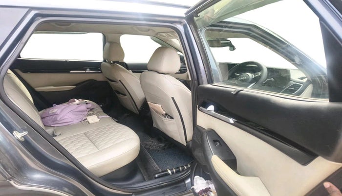 2020 KIA SELTOS HTX 1.5 DIESEL, Diesel, Manual, 1,00,428 km, interior