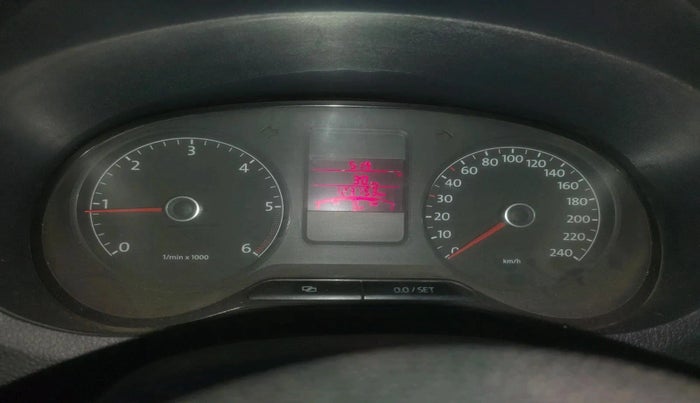 2013 Volkswagen Polo HIGHLINE DIESEL, Diesel, Manual, 1,23,153 km, interior