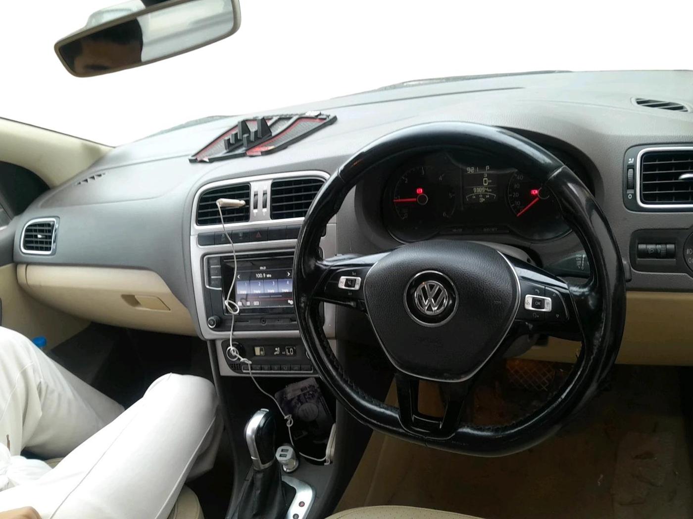 2017 Volkswagen Vento HIGHLINE 1.5 AT, Diesel, Automatic, 93,894 km, interior
