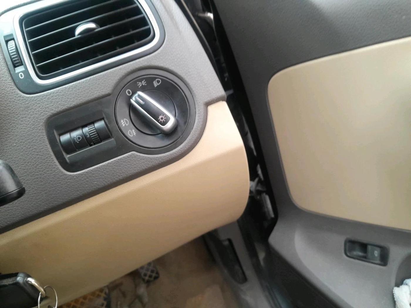 2017 Volkswagen Vento HIGHLINE 1.5 AT, Diesel, Automatic, 93,894 km, interior