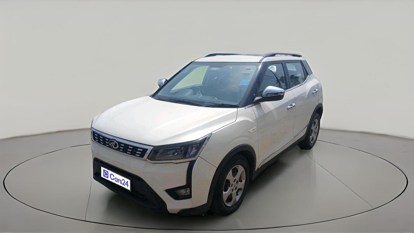 2021 Mahindra XUV300 W6 1.2 PETROL AMT, Petrol, Automatic, 71,513 km, exterior