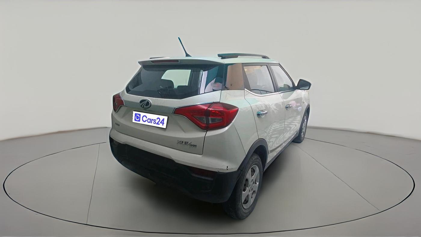 2021 Mahindra XUV300 W6 1.2 PETROL AMT, Petrol, Automatic, 71,513 km, exterior