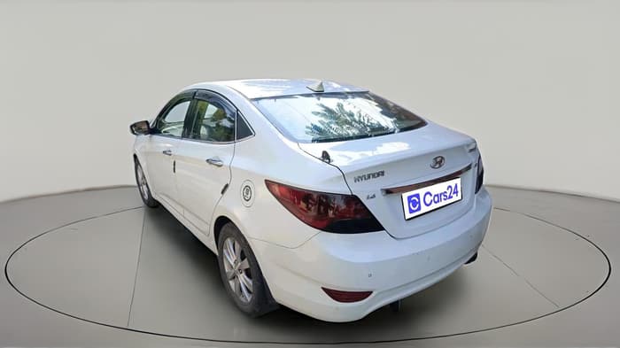 2011 Hyundai Verna FLUIDIC 1.6 CRDI SX, Diesel, Manual, 92,822 km, exterior