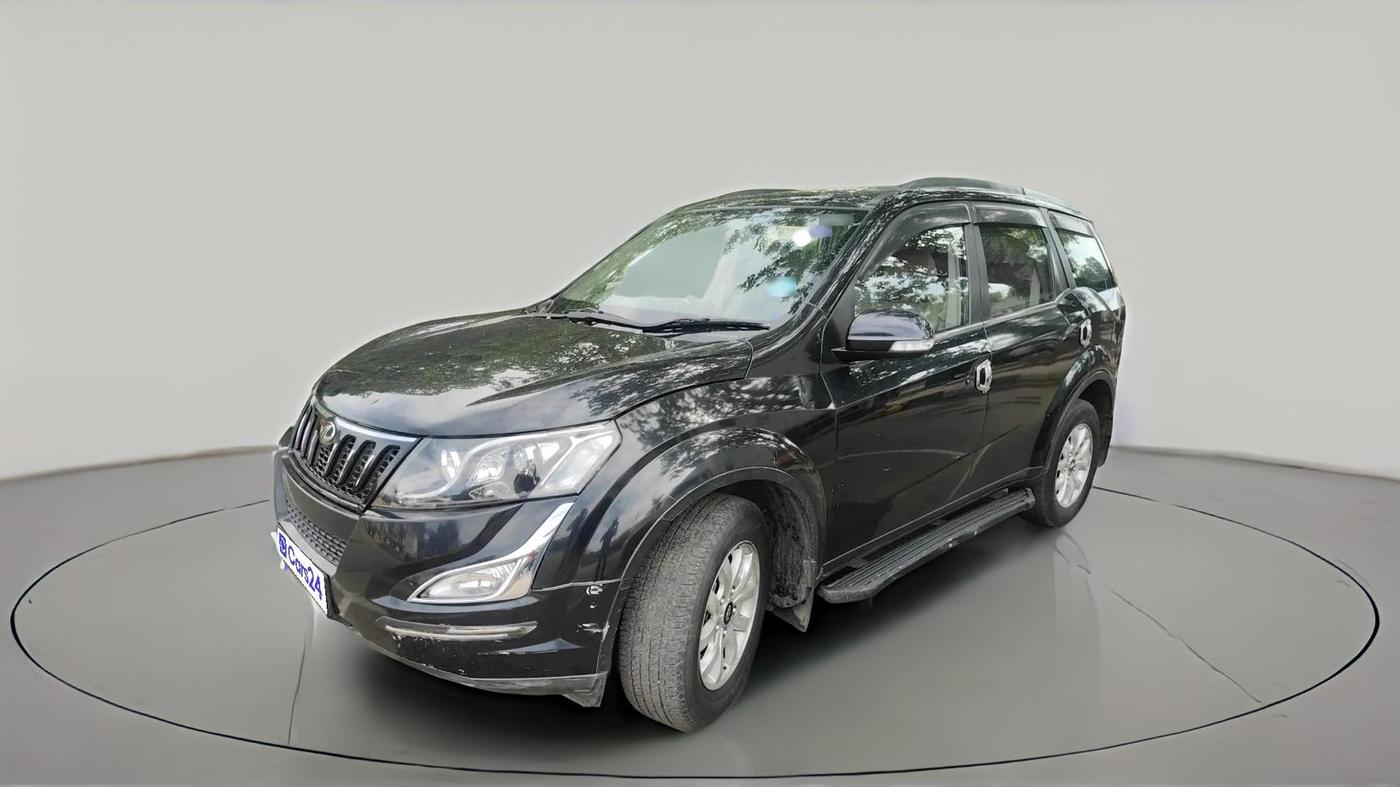 2016 Mahindra XUV500 W10 AT, Diesel, Automatic, 34,365 km, exterior