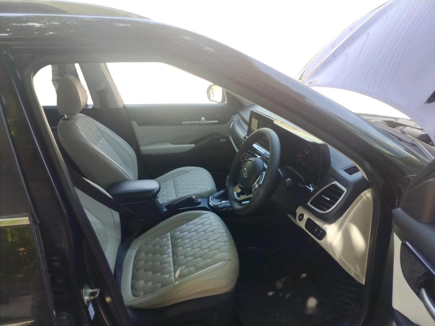2019 KIA SELTOS HTX PLUS AT1.5 DIESEL, Diesel, Automatic, 1,56,888 km, interior