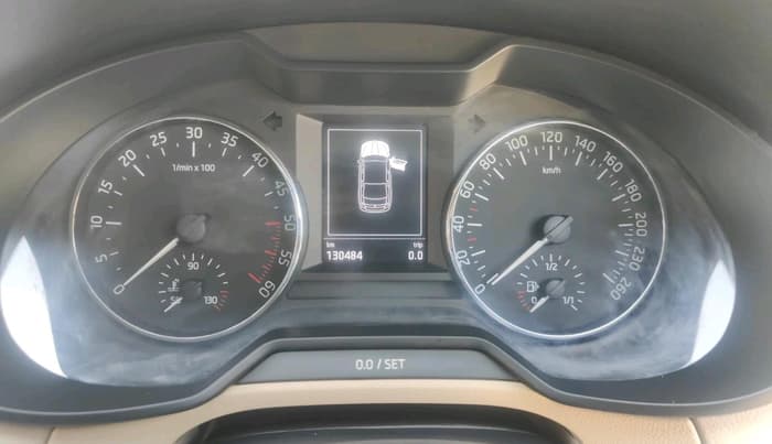 2016 Skoda Octavia 2.0 TDI CR STYLE PLUS AT, Diesel, Automatic, 1,30,484 km, interior
