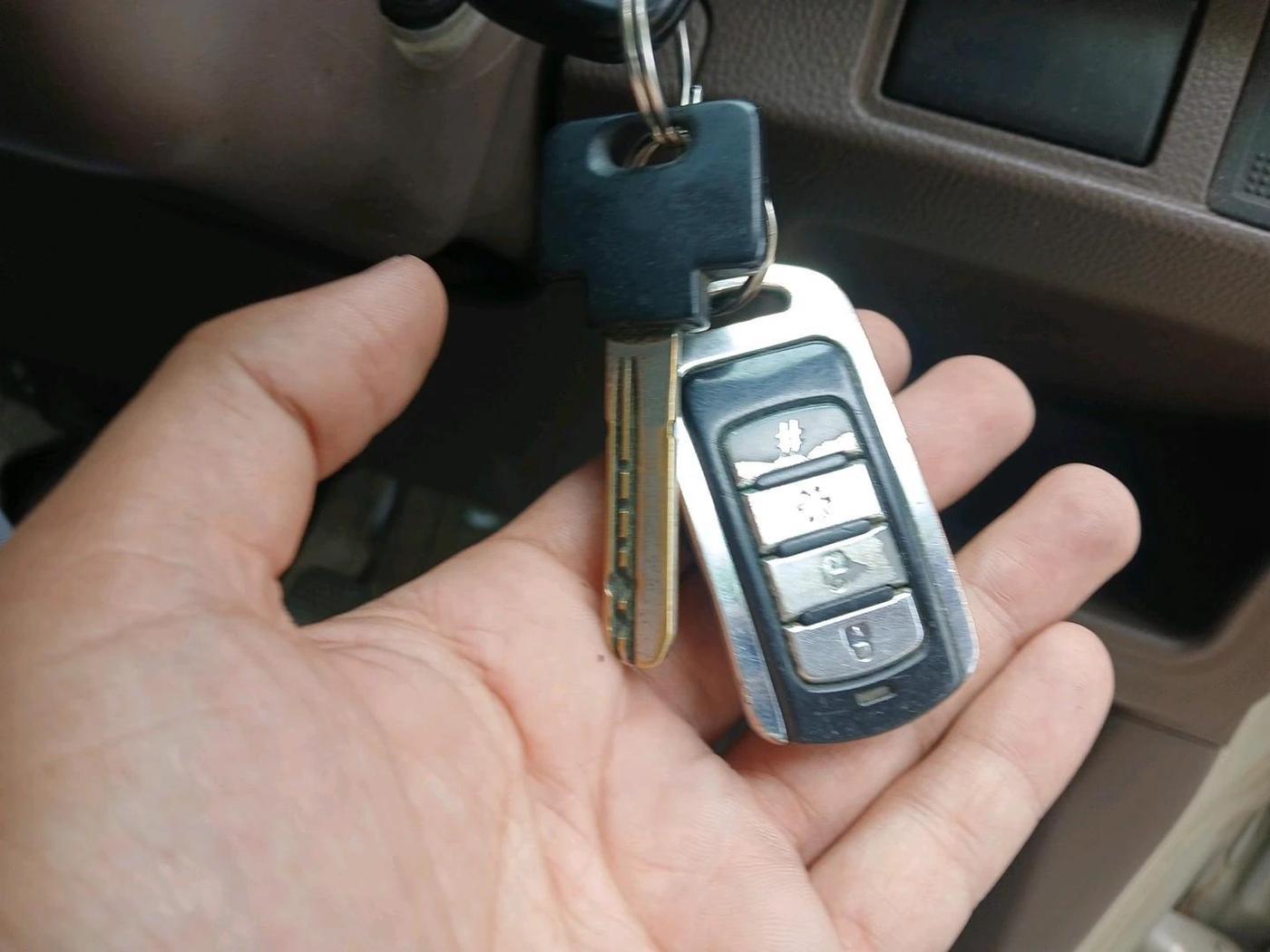 2011 Maruti Zen Estilo LXI, Petrol, Manual, 67,774 km, interior