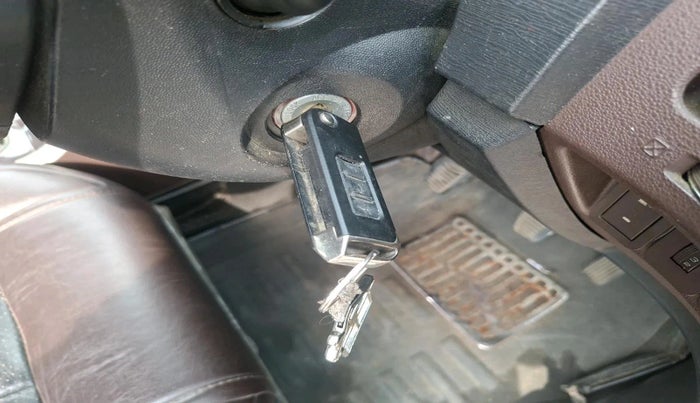 2012 Mahindra XUV500 W8, Diesel, Manual, 97,841 km, interior