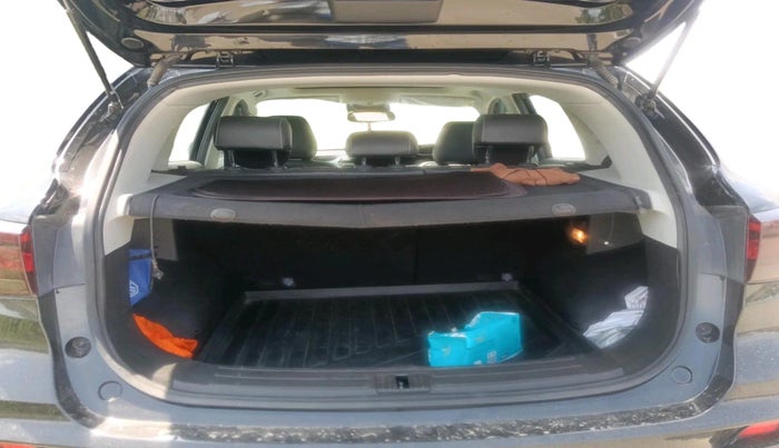 2024 MG ASTOR  Sharp Pro 1.5 MT (Ivory), Petrol, Manual, 25,447 km, exterior