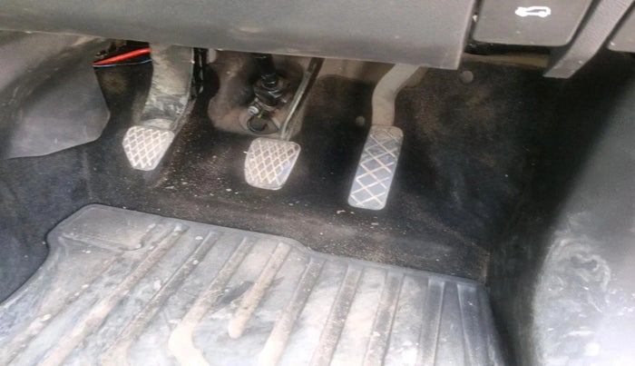 2024 MG ASTOR  Sharp Pro 1.5 MT (Ivory), Petrol, Manual, 25,447 km, interior