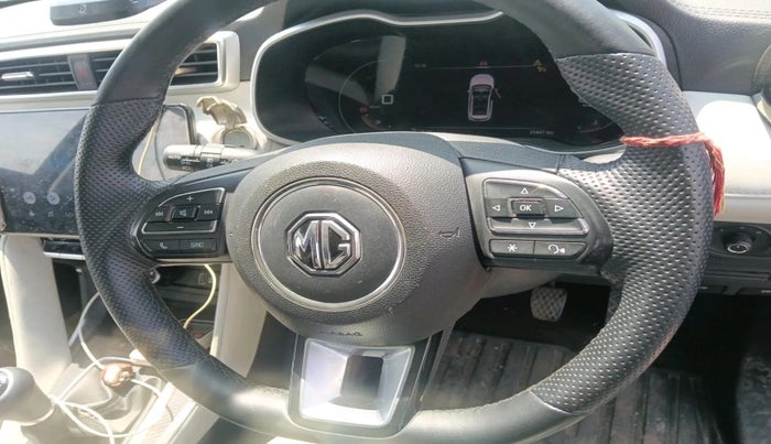 2024 MG ASTOR  Sharp Pro 1.5 MT (Ivory), Petrol, Manual, 25,447 km, interior