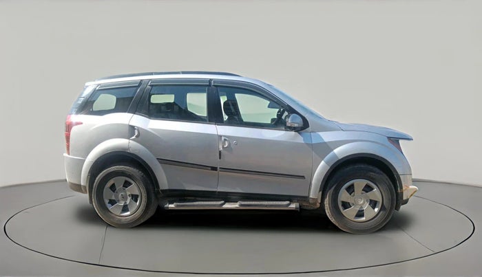 2014 Mahindra XUV500 W6, Diesel, Manual, 2,16,886 km, exterior