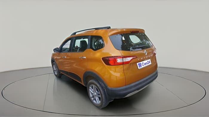 2025 Renault TRIBER RXZ AMT, Petrol, Automatic, 4,492 km, exterior