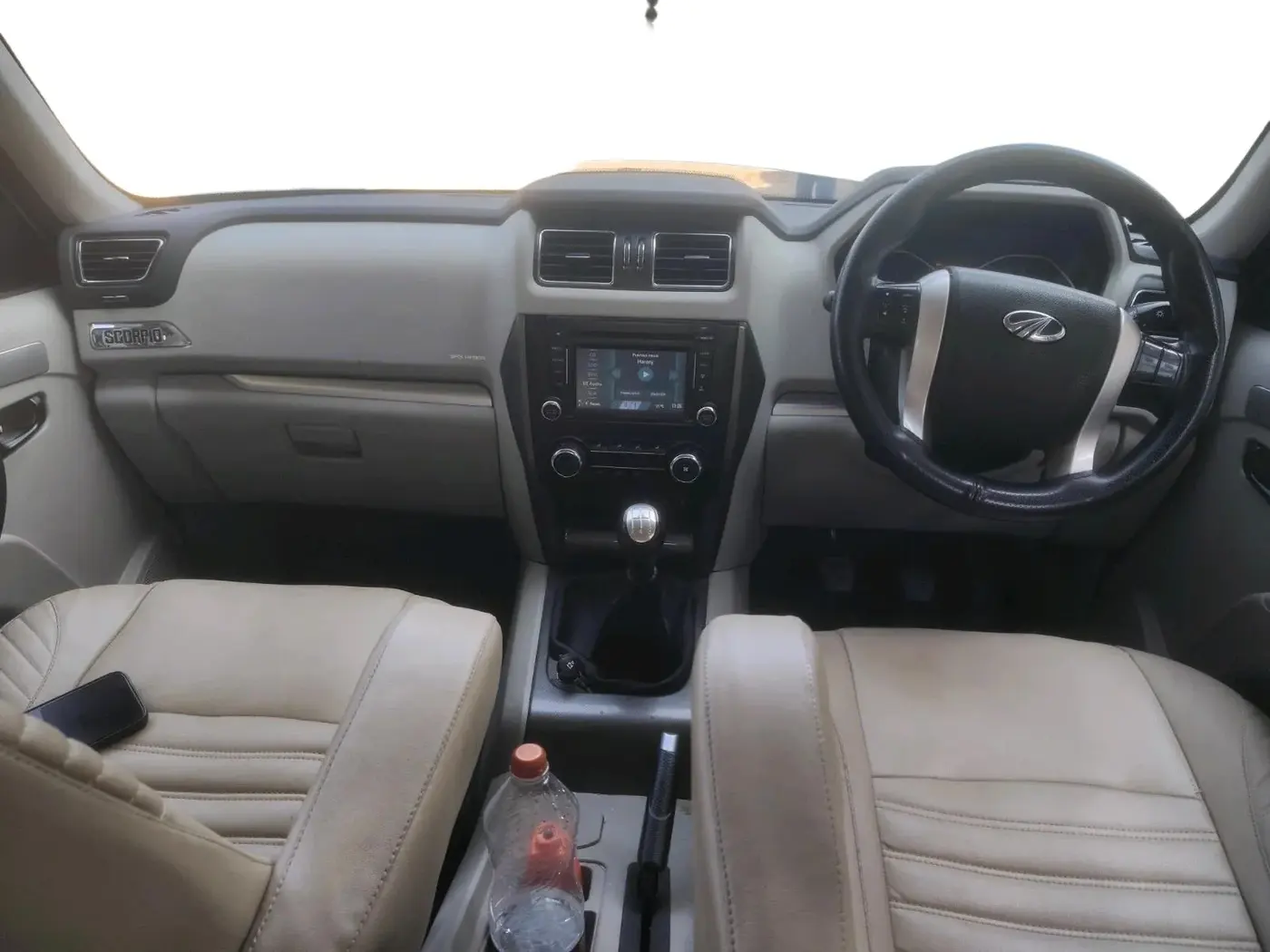 2017 Mahindra Scorpio S10 2WD INTELLI-HYBRID, Diesel, Manual, 94,521 km, interior