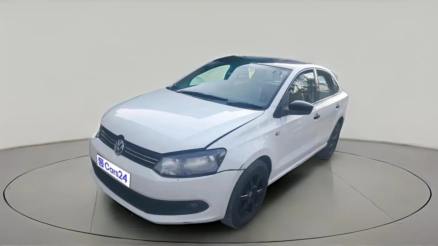 2013 Volkswagen Vento HIGHLINE DIESEL 1.6, Diesel, Manual, 1,25,966 km, exterior