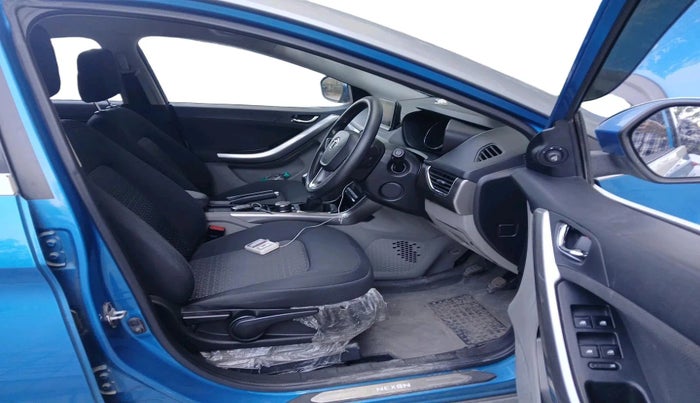 2017 Tata NEXON XZ PLUS PETROL, Petrol, Manual, 81,729 km, interior