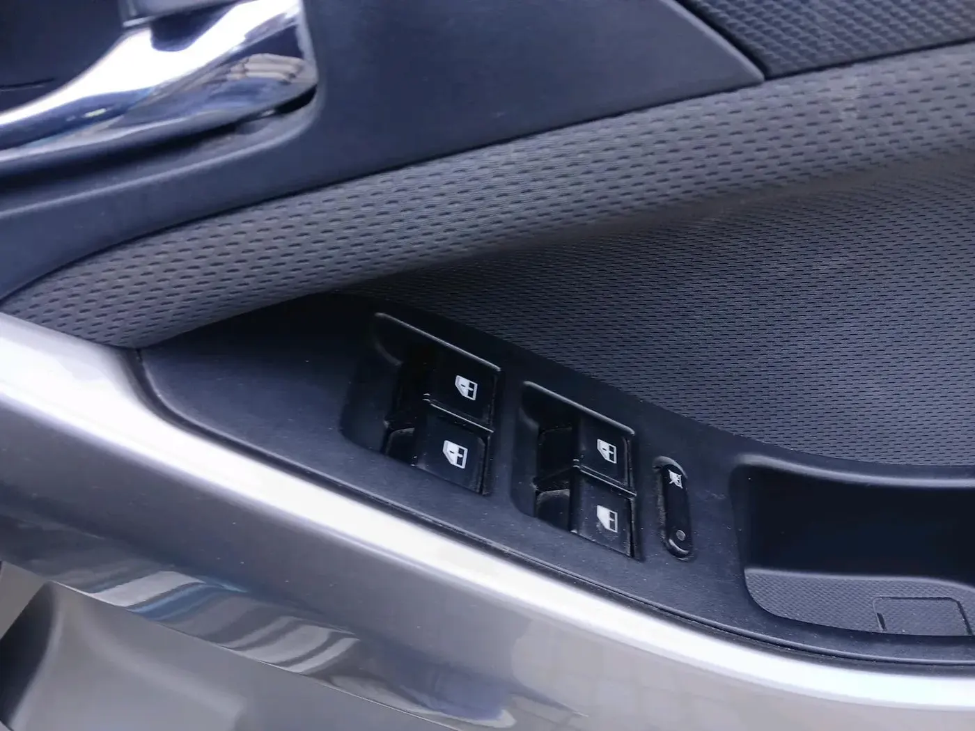 2017 Tata NEXON XZ PLUS PETROL, Petrol, Manual, 81,729 km, interior