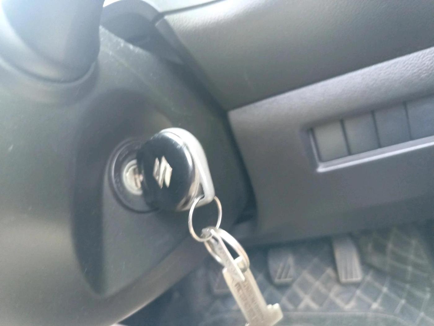 2019 Maruti Swift VXI, Petrol, Manual, 35,560 km, interior