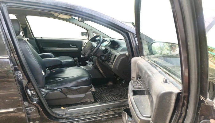 2012 Tata Aria PRIDE 4X4, Diesel, Manual, 1,08,000 km, interior