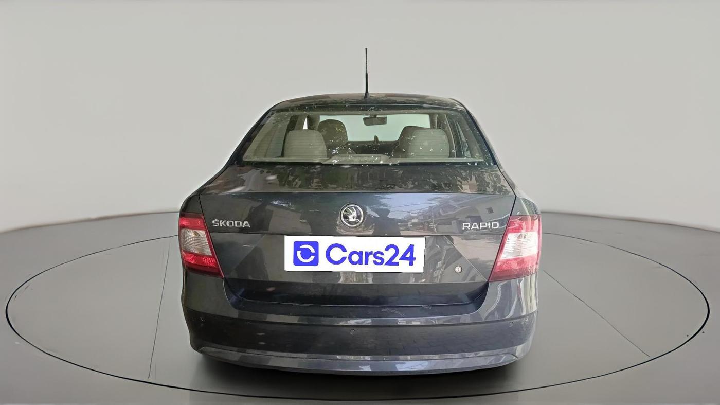 2021 Skoda Rapid ACTIVE 1.0 TSI, Petrol, Manual, 2,00,712 km, exterior