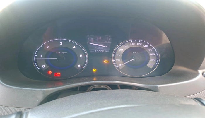 2013 Hyundai Verna FLUIDIC 1.6 CRDI SX AT, Diesel, Automatic, 1,66,551 km, interior