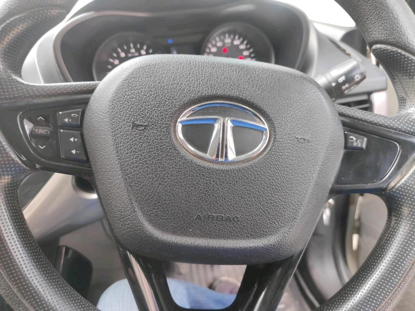 2019 Tata NEXON XM DIESEL, Diesel, Manual, 92,772 km, interior
