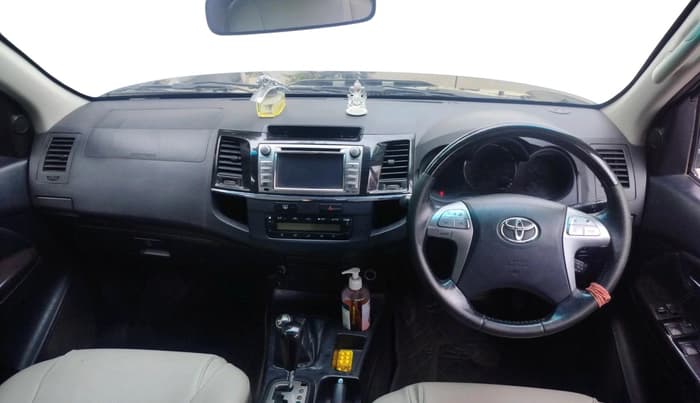 2015 Toyota Fortuner 3.0 4X4 AT, Diesel, Automatic, 1,22,416 km, interior