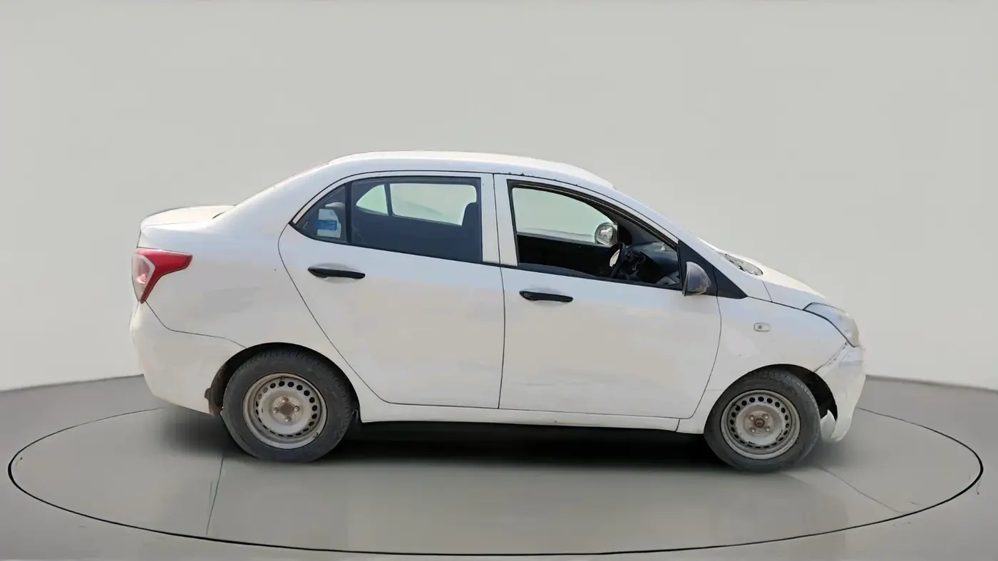2018 Hyundai XCENT PRIME T  VTVT PLUS  CNG, CNG, Manual, 98,000 km, exterior