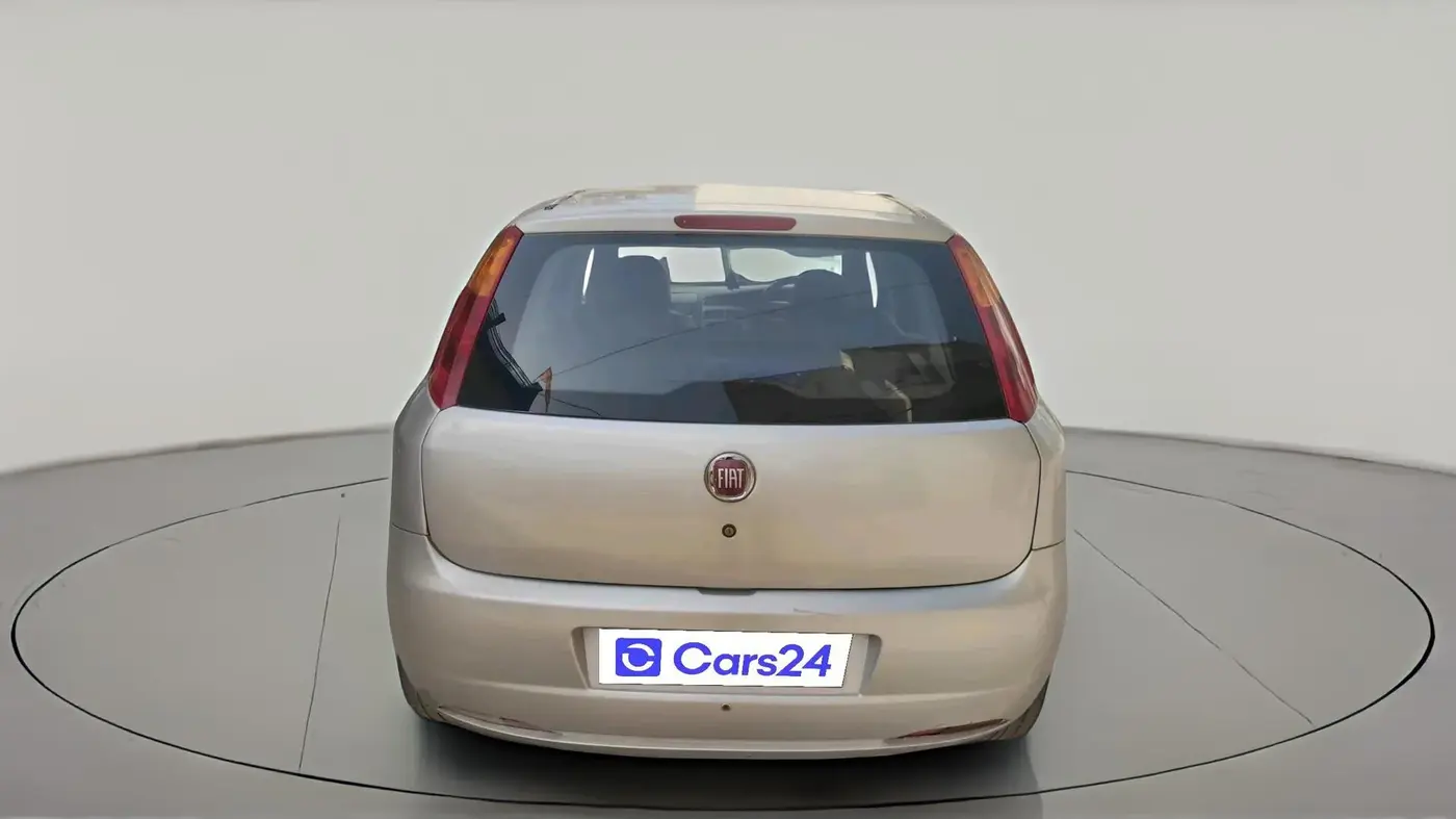 2013 Fiat Grand Punto ACTIVE 1.3, Diesel, Manual, 1,17,459 km, exterior
