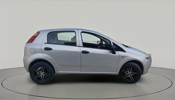 2013 Fiat Grand Punto ACTIVE 1.3, Diesel, Manual, 1,17,459 km, exterior