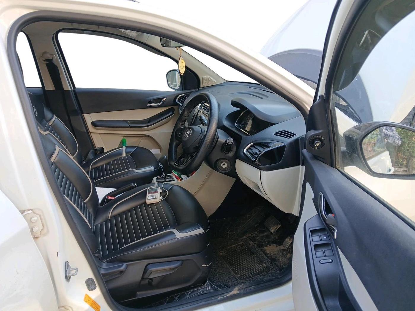 2022 Tata Tiago XZA PLUS PETROL, Petrol, Automatic, 24,000 km, interior