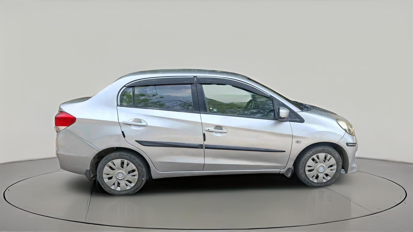 2015 Honda Amaze 1.5L I-DTEC E, Diesel, Manual, 1,24,570 km, exterior