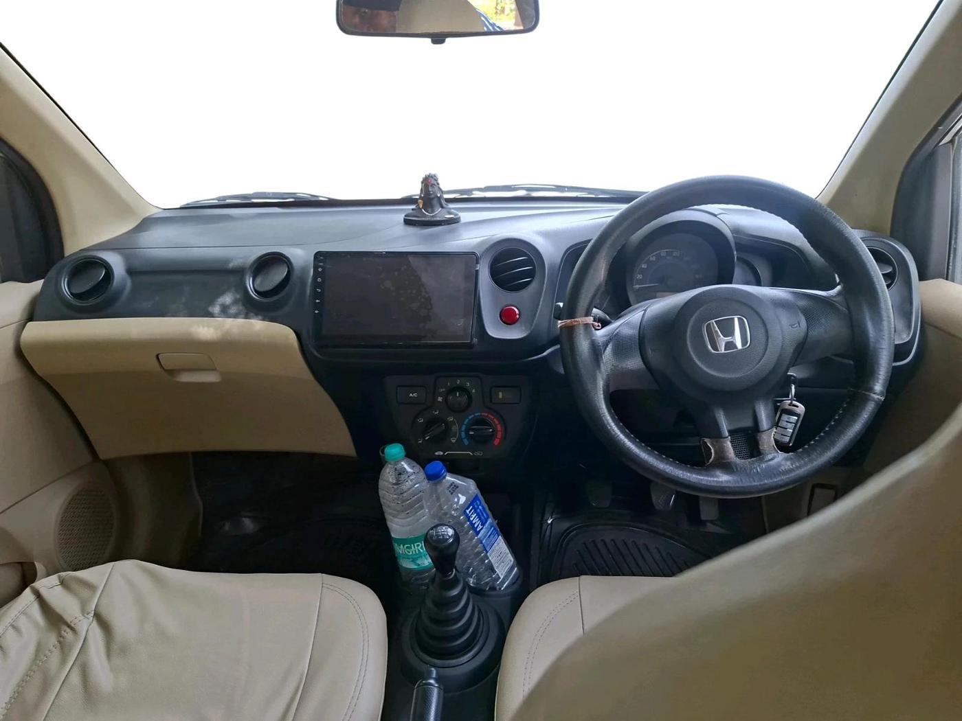 2015 Honda Amaze 1.5L I-DTEC E, Diesel, Manual, 1,24,570 km, interior