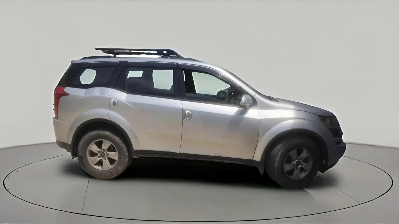2012 Mahindra XUV500 W8, Diesel, Manual, 1,17,543 km, exterior