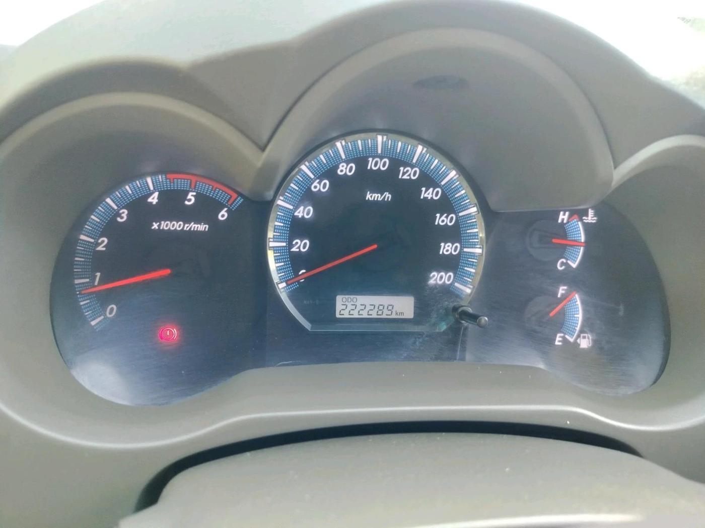 2012 Toyota Fortuner 3.0 4X2 MT, Diesel, Manual, 2,22,289 km, interior