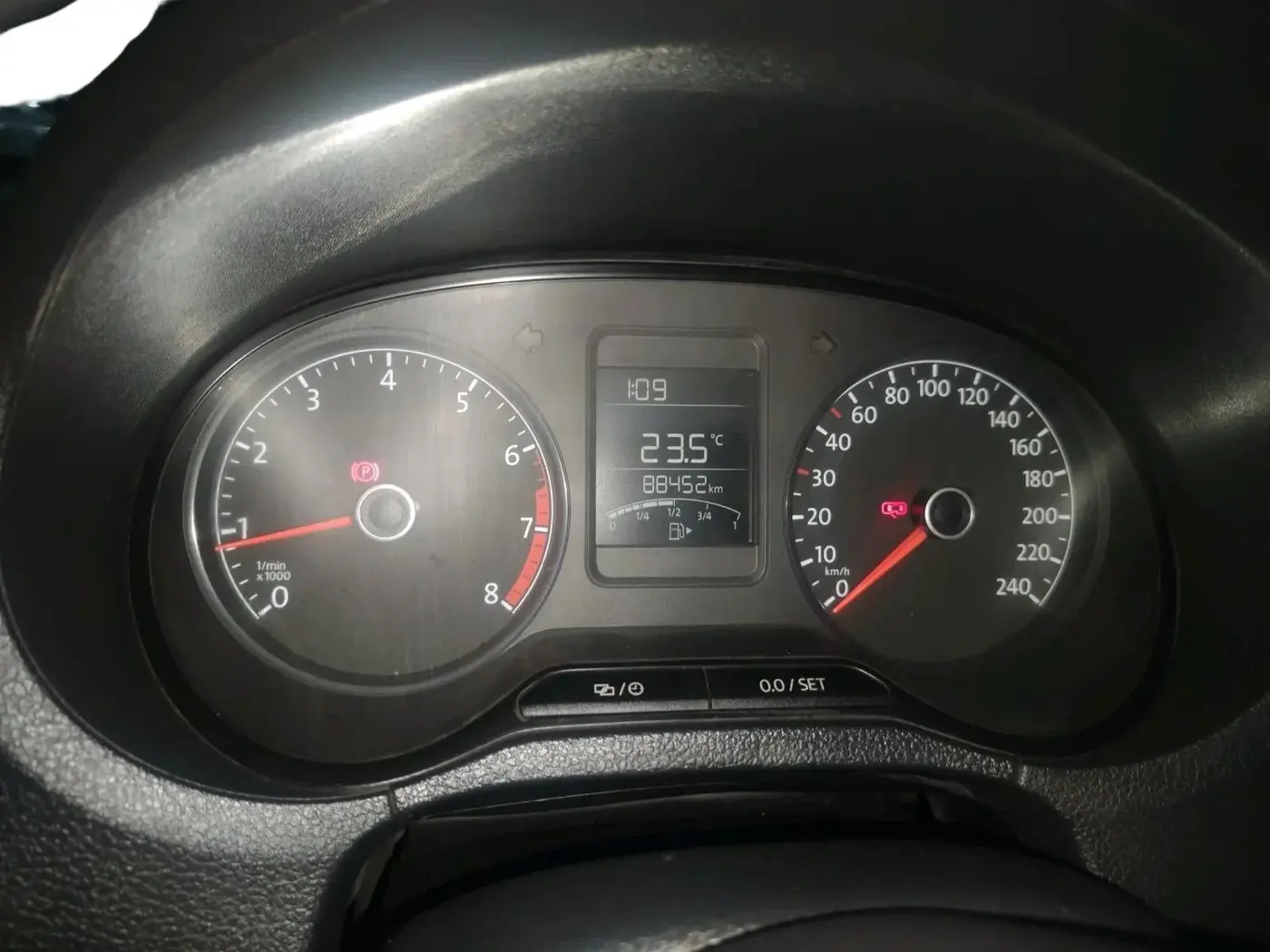 2016 Volkswagen Ameo TRENDLINE 1.2L, Petrol, Manual, 88,452 km, interior