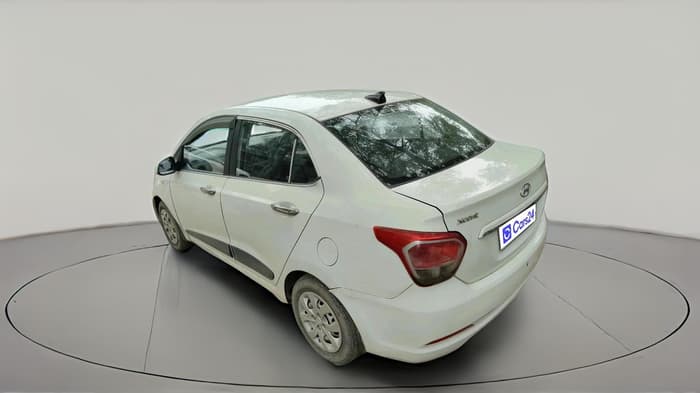 2016 Hyundai Xcent BASE 1.2, CNG, Manual, 1,19,764 km, exterior