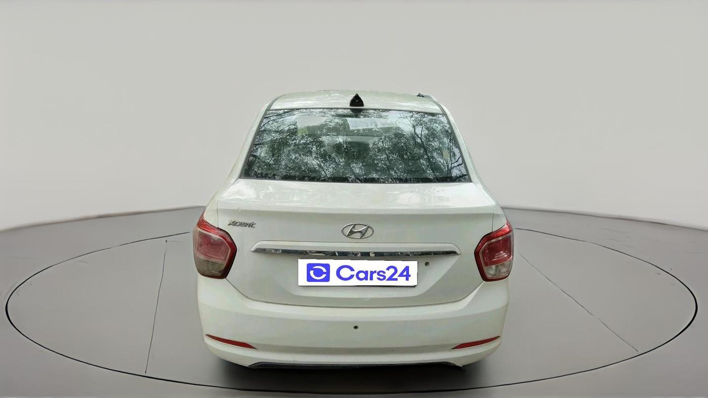 2016 Hyundai Xcent BASE 1.2, CNG, Manual, 1,19,764 km, exterior