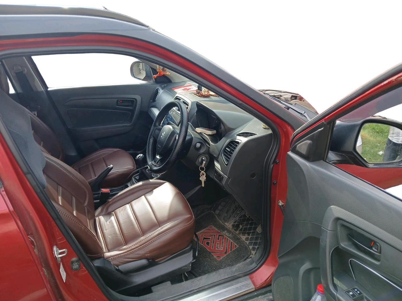 2017 Maruti Vitara Brezza VDI (O), Diesel, Manual, 92,818 km, interior