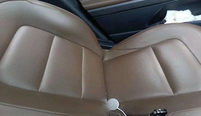2020 Tata Harrier XZ PLUS 2.0L, Diesel, Manual, 1,82,198 km, interior