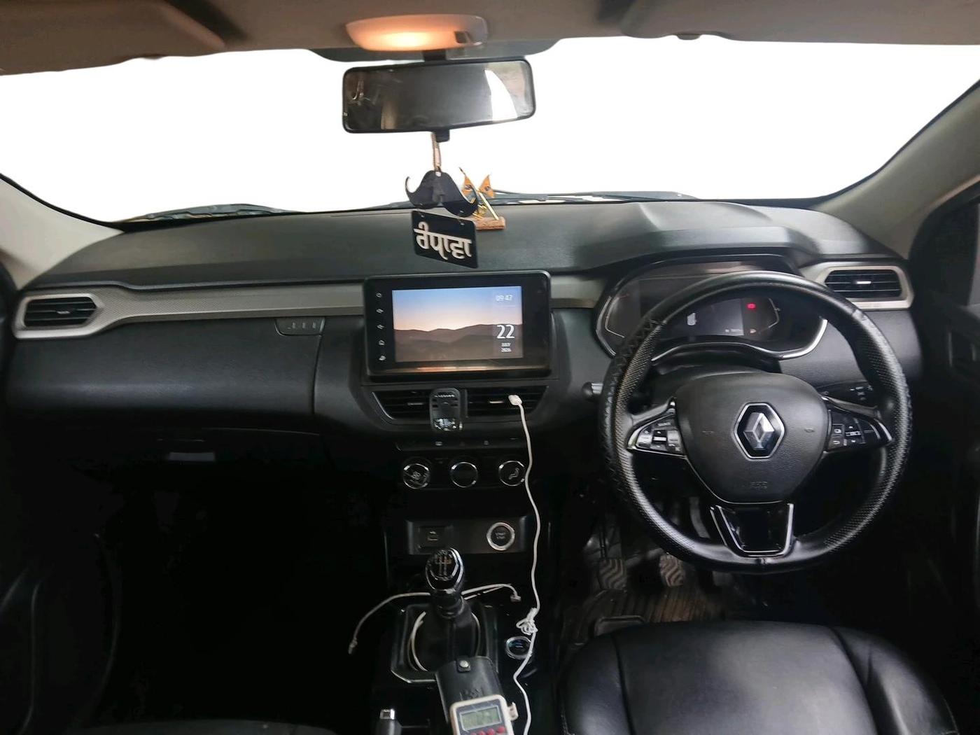 2021 Renault Kiger RXZ MT, Petrol, Manual, 1,18,701 km, interior