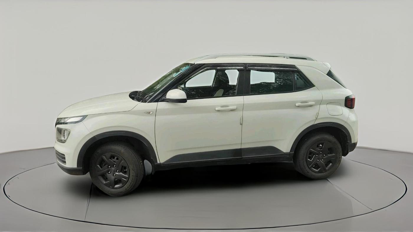 2023 Hyundai VENUE S 1.2, Petrol, Manual, 35,991 km, exterior