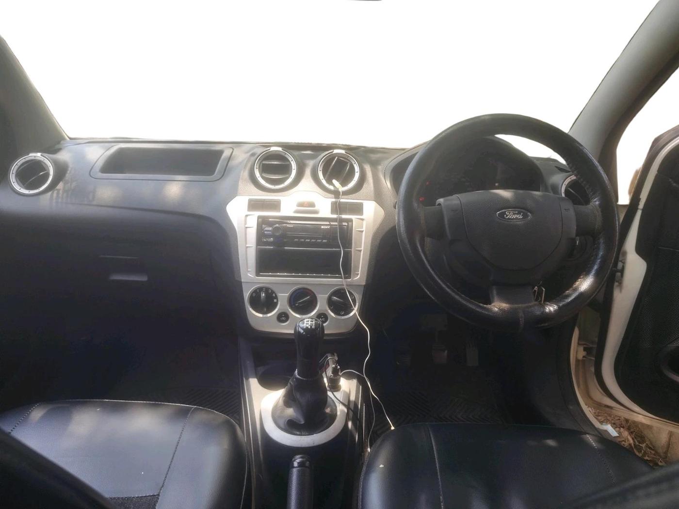 2012 Ford Figo EXI 1.4 DIESEL, Diesel, Manual, 1,28,966 km, interior
