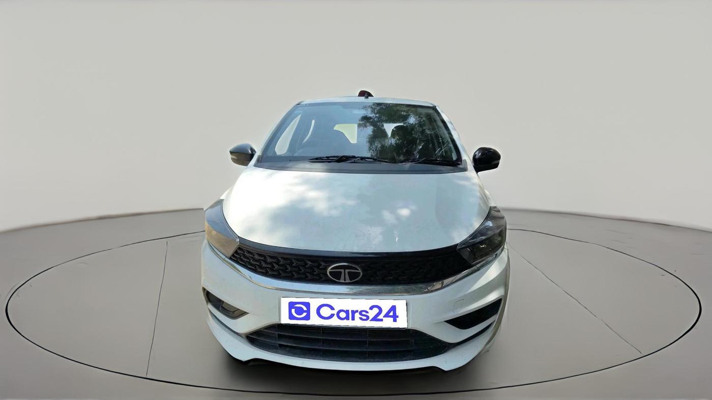 2024 Tata Tiago XTA PETROL, Petrol, Automatic, 15,515 km, exterior