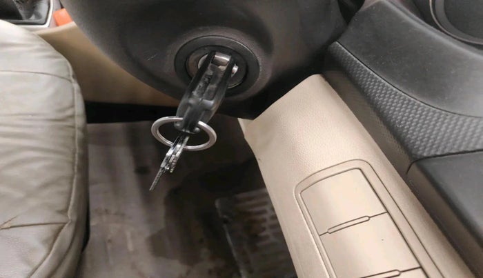 2013 Hyundai Verna FLUIDIC 1.4 CRDI, Diesel, Manual, 1,71,833 km, interior