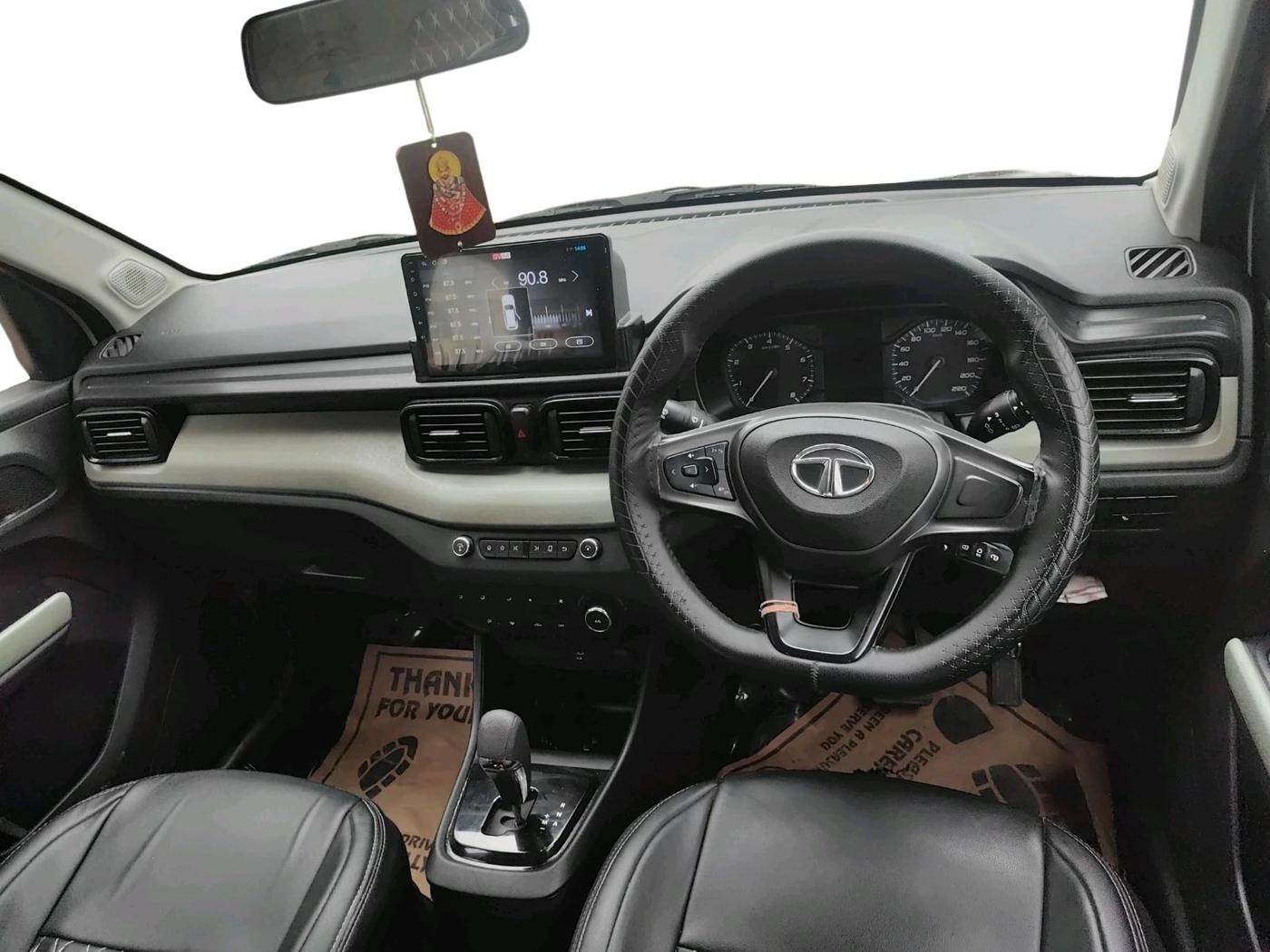 2022 Tata PUNCH ADVENTURE AMT, Petrol, Automatic, 43,061 km, interior