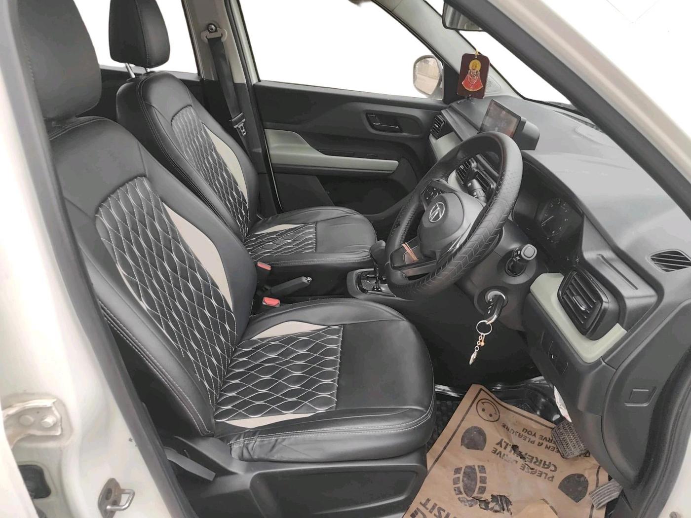 2022 Tata PUNCH ADVENTURE AMT, Petrol, Automatic, 43,061 km, interior